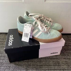 SOLD Adidas Women’s 5 Courtset Sneaker in Cloud White/Ash Green.